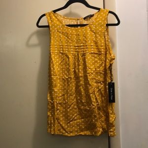 Doe & Rae mustard polka dot tank M NWT